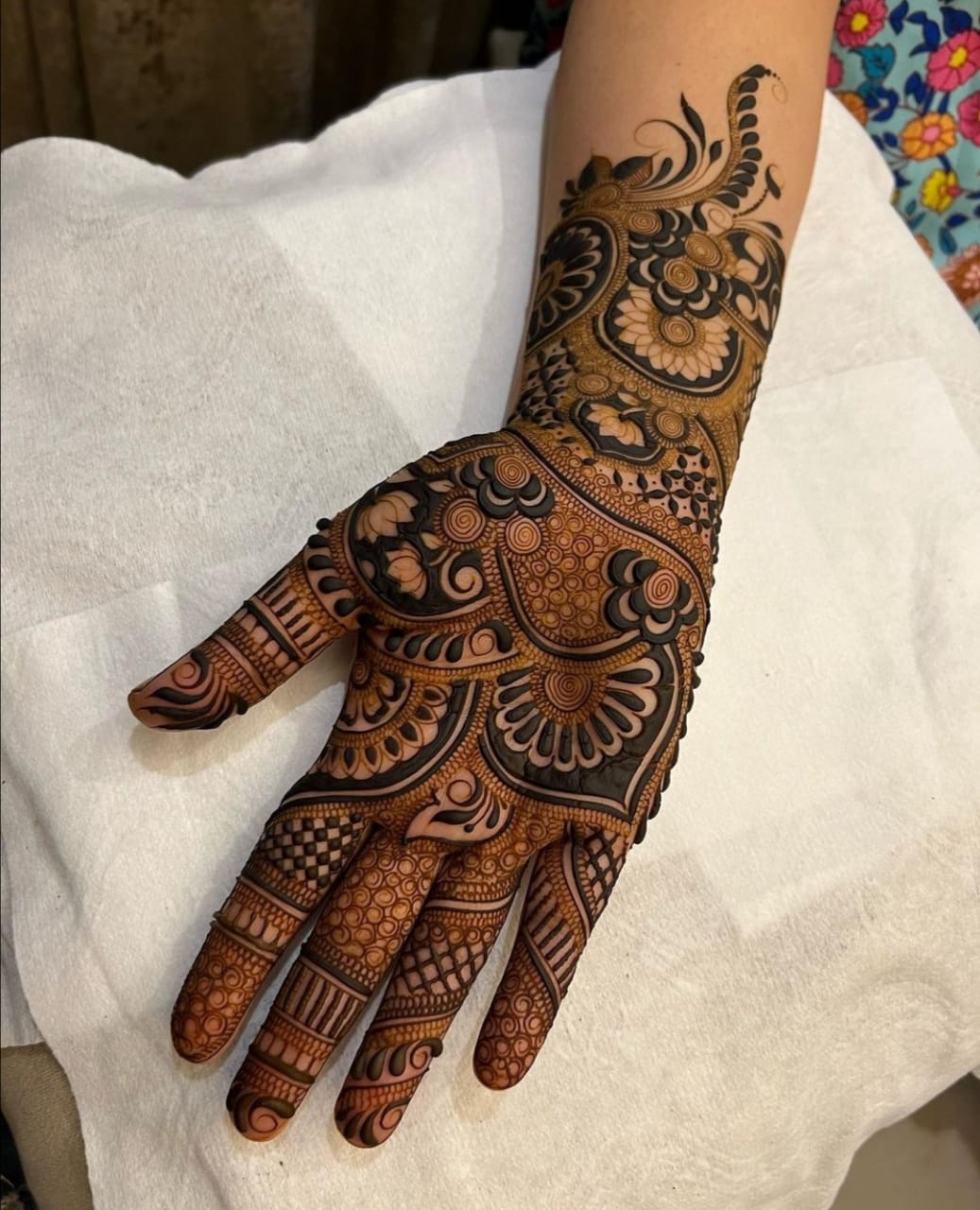 Wedding mehndi arts